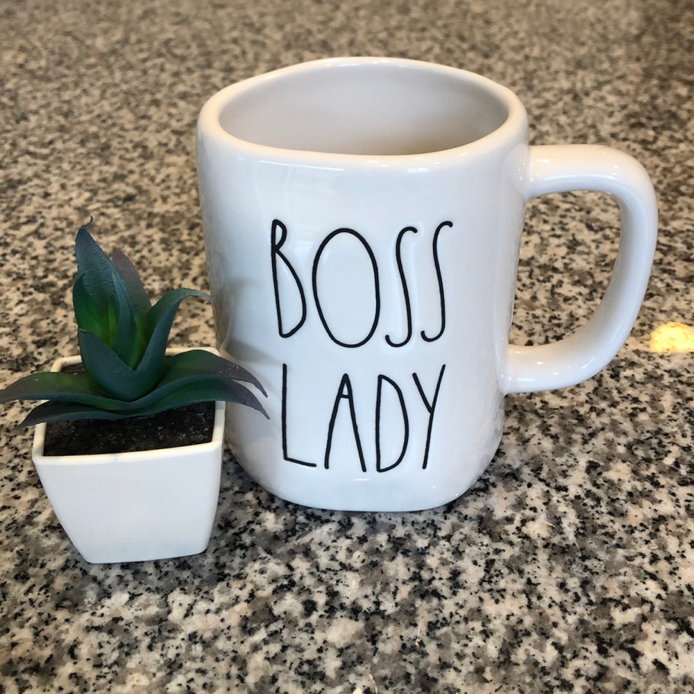 🆕 Rae Dunn Boss Lady Mug